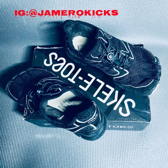 fila Skele-toes Boys/youth Size 3.5y - Picture 1 of 3